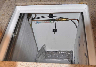 This shows the two holding plates in the freezer