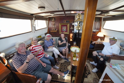 The happy crew, after an exhausing day.